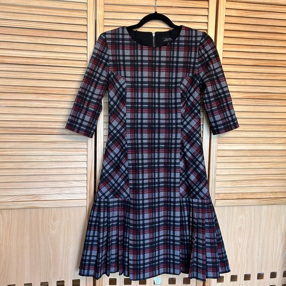 TAHARI Arthur S. Levine Plaid Pleated Dress - Picture 1 of 2